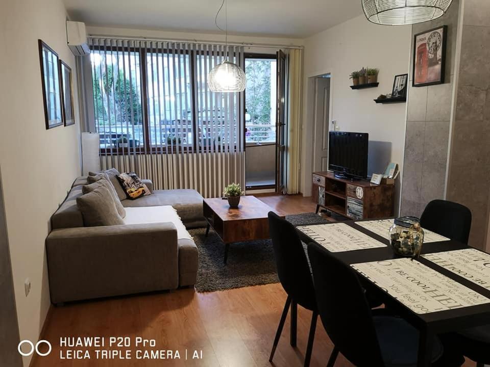 Sea Garden Apartment Idm Варна Екстериор снимка